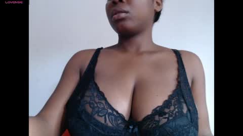 pussyxcockx online show from May 23, 2026, 10:52 am