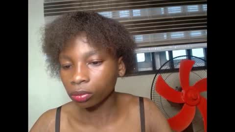 Snapshot of pussyxxjuice chatting on September 8, 2025, 4:39 pm pussyxxjuice online show from September 8, 2025, 4:39 pm