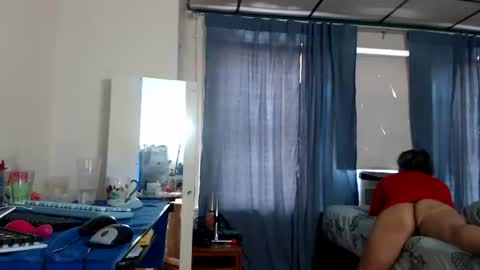 Snapshot of putiputi4u chatting on June 21, 2026, 4:53 pm putiputi4u online show from June 21, 2026, 4:53 pm
