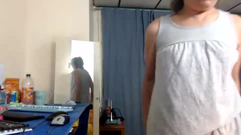 Snapshot of putiputi4u chatting on July 4, 2026, 4:40 am putiputi4u online show from July 4, 2026, 4:40 am
