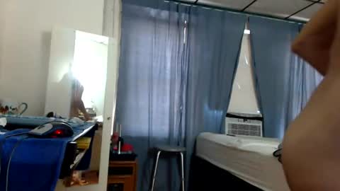 Snapshot of putiputi4u chatting on July 25, 2026, 4:04 pm putiputi4u online show from July 25, 2026, 4:04 pm