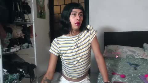 putinaicolls online show from March 11, 2026, 4:35 pm