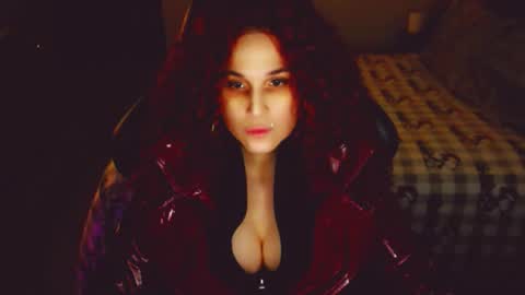 Kitty online show from January 5, 2026, 7:50 pm