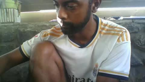 Snapshot of python974 chatting on December 17, 2025, 2:39 am Python online show from December 17, 2025, 2:39 am