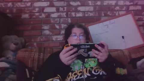 Snapshot of qtbisuccubi chatting on January 12, 2026, 7:30 pm Br4tty Bunny online show from January 12, 2026, 7:30 pm