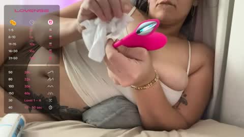 quecosatanrica online show from April 4, 2026, 3:05 am