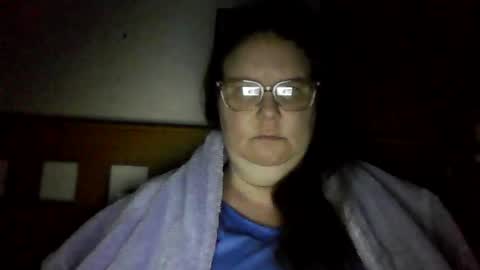 Snapshot of queen2118694 chatting on February 1, 2026, 11:42 am naughty Queen online show from February 1, 2026, 11:42 am