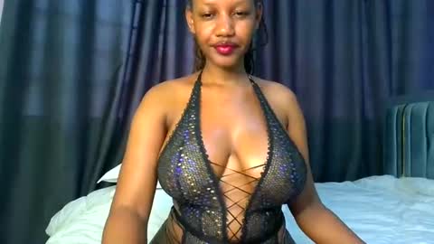 queen321850 online show from July 25, 2026, 12:14 pm