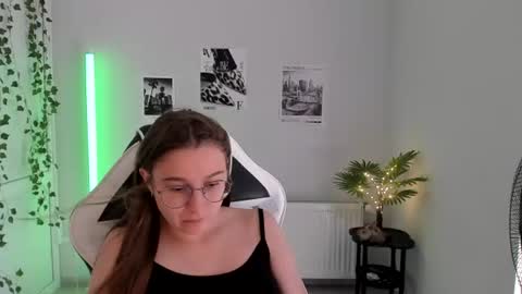 Amelie online show from July 16, 2026, 7:03 am