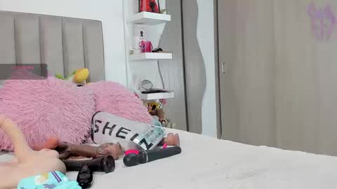  QUEEN ANTONELLA  online show from September 13, 2025, 2:39 pm