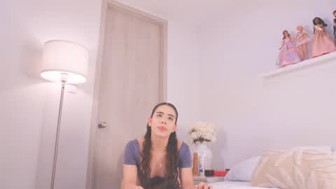 Sofia online show from March 17, 2026, 3:44 am