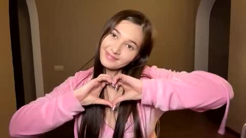 Viktoria online show from March 10, 2026, 6:13 pm