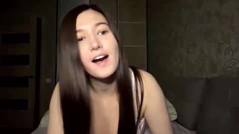 Viktoria online show from April 25, 2026, 6:16 pm