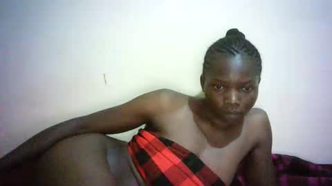 Snapshot of queen_joan chatting on February 14, 2025, 7:12 pm queen_joan online show from February 14, 2025, 7:12 pm