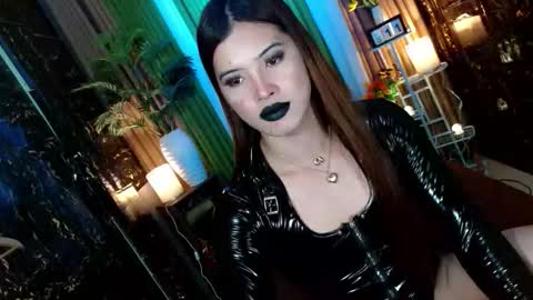Kendal  online here from 6am-3pm philippine time online show from October 10, 2025, 9:25 pm
