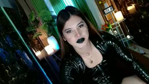 Kendal  online here from 6am-3pm philippine time online show from October 16, 2025, 10:33 pm