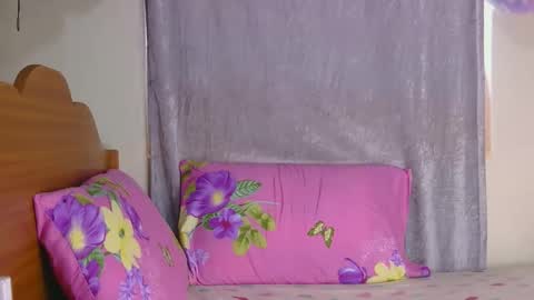 queen_leilani online show from September 17, 2025, 10:50 am