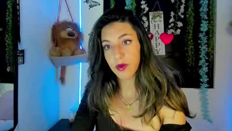 queen_natttyy online show from February 18, 2026, 1:56 am