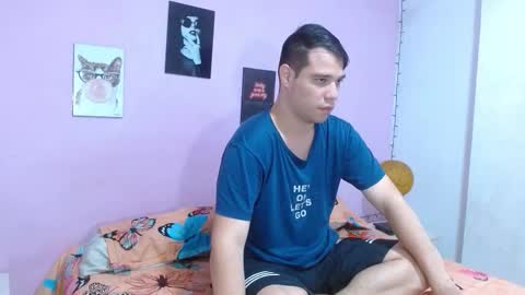 Snapshot of queen_night19 chatting on January 12, 2026, 12:43 pm Queen night online show from January 12, 2026, 12:43 pm