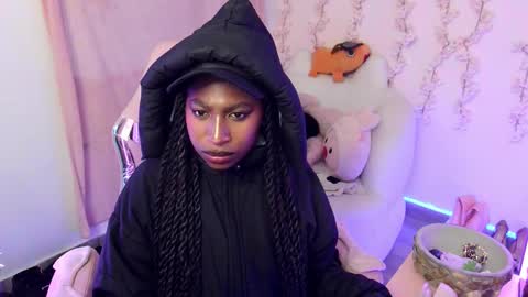   online show from December 17, 2025, 11:22 pm