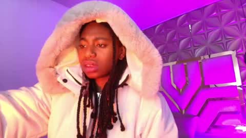 Snapshot of queen_perla_ chatting on April 18, 2026, 11:58 am online show from April 18, 2026, 11:58 am