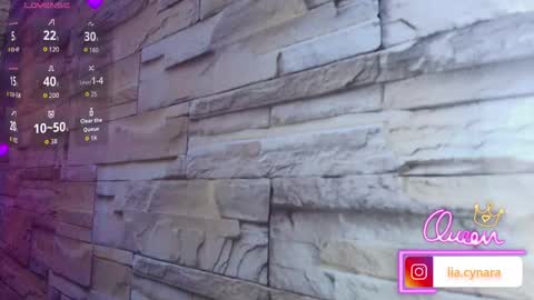 Snapshot of queen_perla_ chatting on May 20, 2026, 12:11 pm online show from May 20, 2026, 12:11 pm