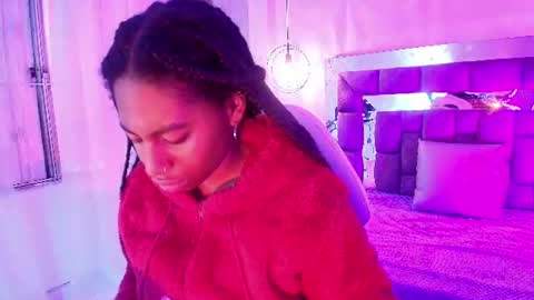 Snapshot of queen_perla_ chatting on June 30, 2026, 12:39 pm online show from June 30, 2026, 12:39 pm