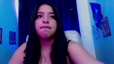 queen_salomme online show from November 10, 2025, 9:25 pm