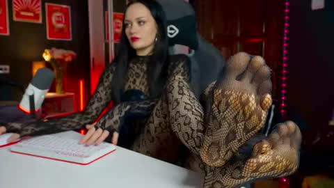 Your world and the universe Aliss online show from February 15, 2026, 7:51 am