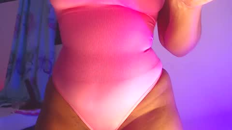Snapshot of queenalya_ chatting on September 14, 2025, 12:43 am Ahlya online show from September 14, 2025, 12:43 am