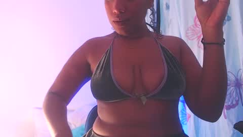 Snapshot of queenalya_ chatting on September 27, 2025, 11:21 pm Ahlya online show from September 27, 2025, 11:21 pm