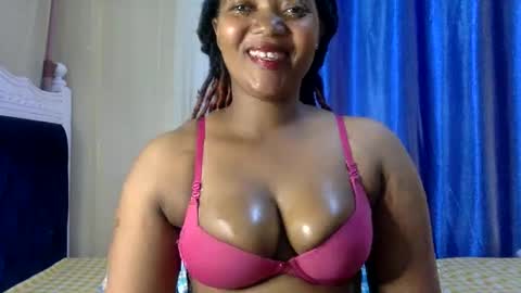 Queenbebony2 online show from December 10, 2024, 8:19 am