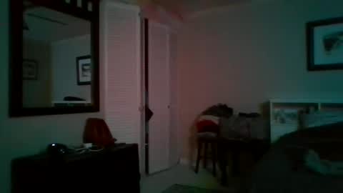 queenbee6269 online show from December 11, 2024, 8:47 am