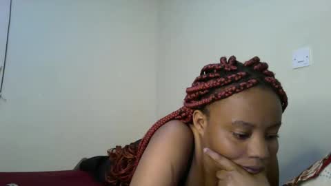 queen online show from December 4, 2025, 7:11 pm