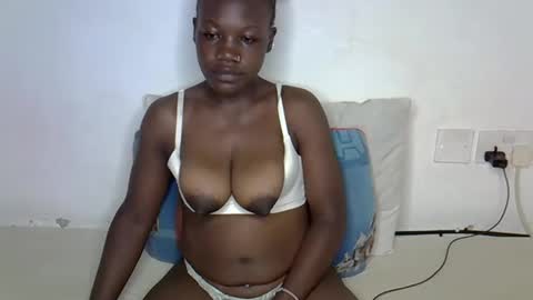Cindy Melahnin online show from May 18, 2026, 4:07 am