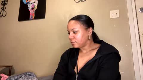 queencreolexo online show from December 3, 2025, 1:35 am