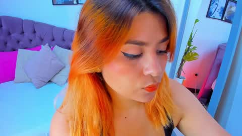 Snapshot of queengrett chatting on February 8, 2025, 7:05 pm Queen online show from February 8, 2025, 7:05 pm