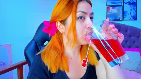 Snapshot of queengrett chatting on September 11, 2025, 7:03 pm Queen online show from September 11, 2025, 7:03 pm