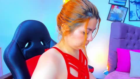 Snapshot of queengrett chatting on September 29, 2025, 7:19 pm Queen online show from September 29, 2025, 7:19 pm