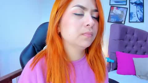 Snapshot of queengrett chatting on October 16, 2025, 6:53 pm Queen online show from October 16, 2025, 6:53 pm