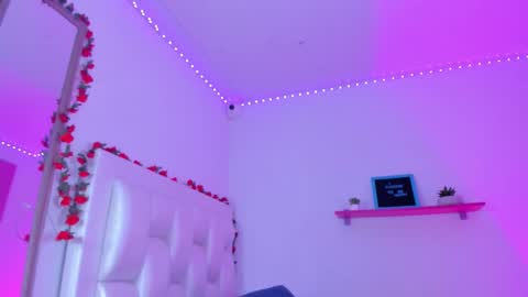 Andrea  online show from November 12, 2025, 3:45 pm