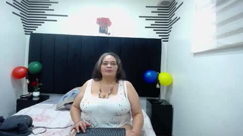 VickyBoobss online show from November 20, 2025, 1:11 pm