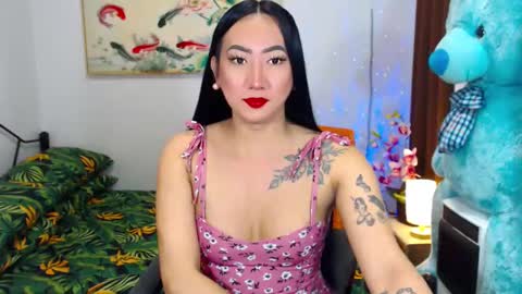 QUEEN online show from January 22, 2025, 6:52 pm