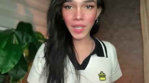 Snapshot of queenn_xxx chatting on September 14, 2025, 3:05 am QUEEN online show from September 14, 2025, 3:05 am