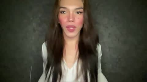 QUEEN online show from October 24, 2025, 11:17 am