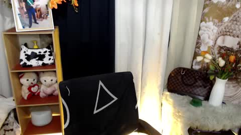 Mikka online show from February 22, 2025, 5:46 pm