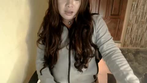 Snapshot of queenofdominant chatting on January 9, 2025, 2:51 pm kesh online show from January 9, 2025, 2:51 pm