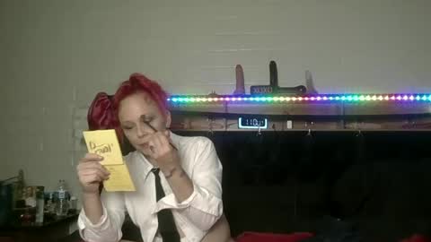 Snapshot of queenofmen69 chatting on July 10, 2026, 5:59 pm queenofmen69 online show from July 10, 2026, 5:59 pm