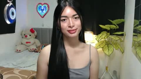 QueenPinay69 online show from November 20, 2025, 7:08 am