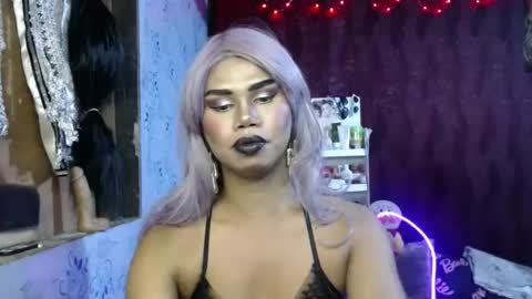 Snapshot of queenpinayebony_xx chatting on March 29, 2026, 11:21 am queenpinayebony_xx online show from March 29, 2026, 11:21 am